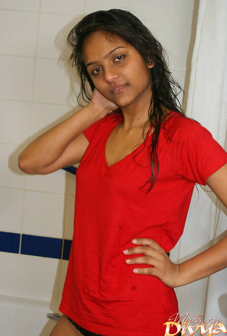 My Sexy Divya offers a free pic gallery with Divya Yogesh xxx gallery 223138